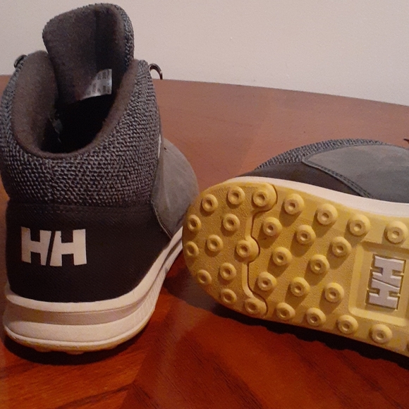 (H/H) Helly Hansen❄⛷🏂⛵Blue Suede Boots🗻 - Picture 1 of 7